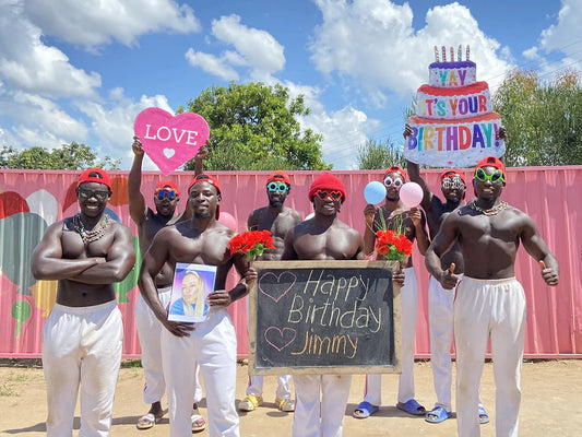 Afrika Fitness Team Weiße Hosen